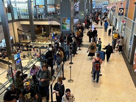 Austin airport breaks record for 2nd busiest travel day ever